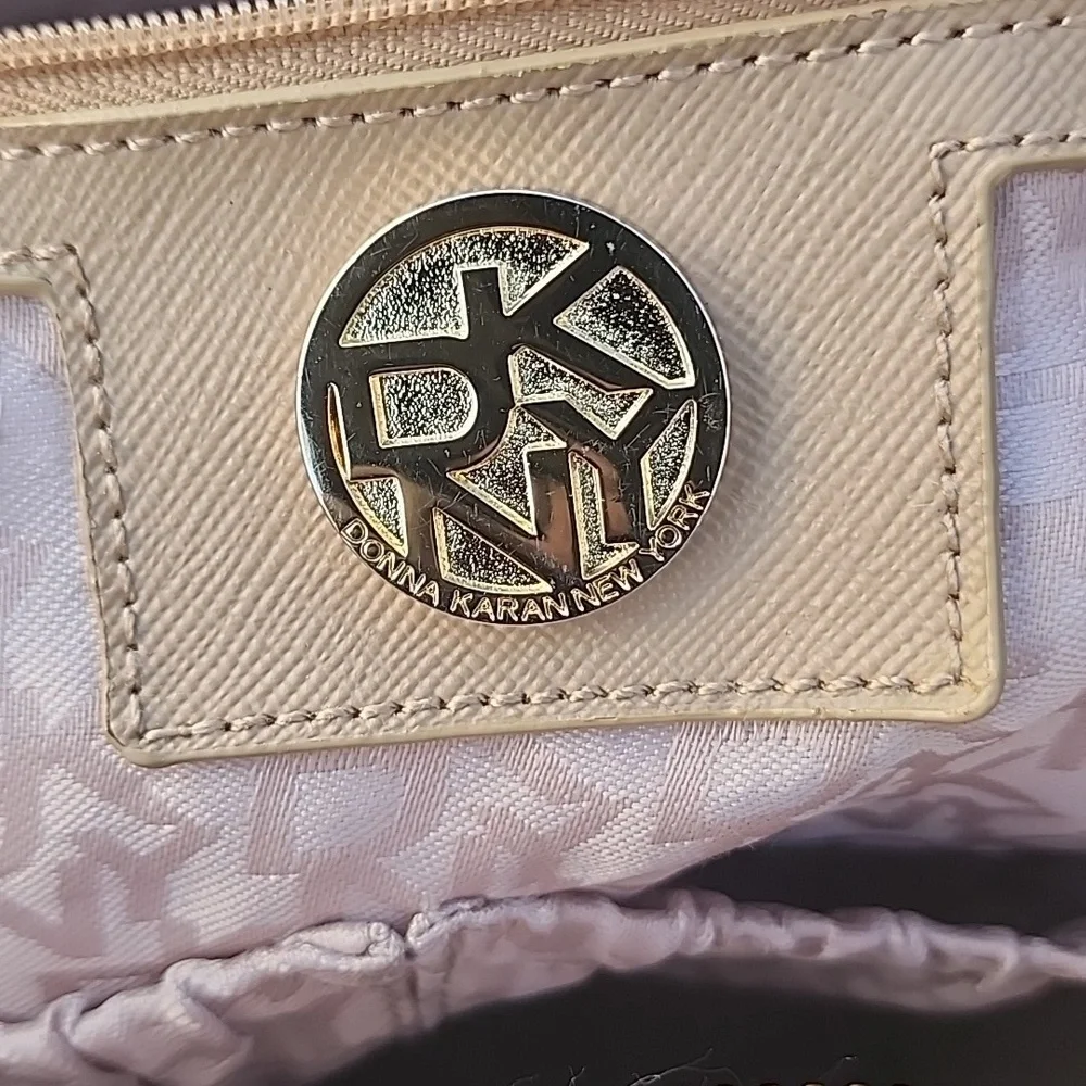 DKNY Croc Embossed Cream Leather Tote Bag with Tag